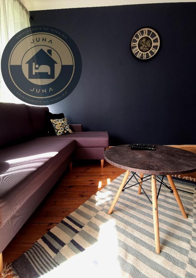 Juna - Nowoczesny Apartament W Centrum Z Widokiem Na Park Pruszków Esterno foto